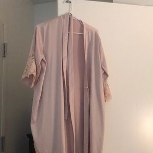 Le Rose Nude Champagne Robe Size Small/Medium